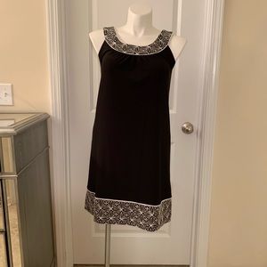 Ronni Nicole black and white sleeveless shift dress size 8